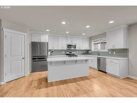 17346 SE Crossroads Avenue Happy Valley OR 97086