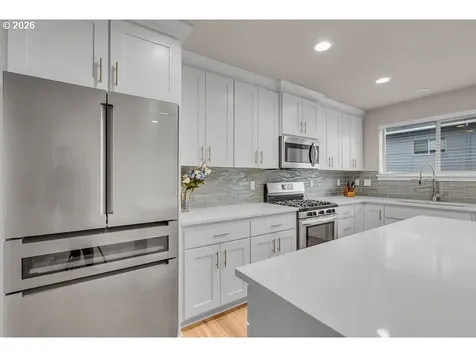 17346 SE Crossroads Avenue Happy Valley OR 97086