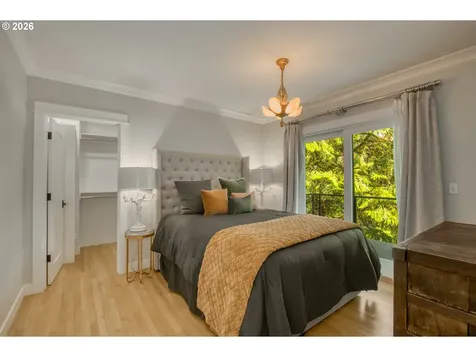 2666 SW Brae Mar Court Portland OR 97201