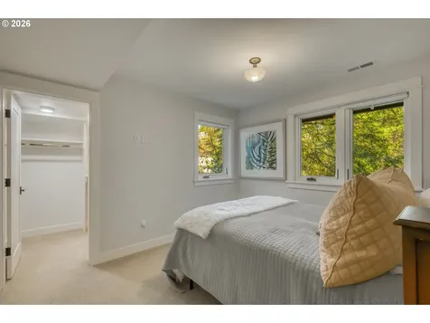 2666 SW Brae Mar Court Portland OR 97201