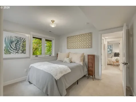 2666 SW Brae Mar Court Portland OR 97201