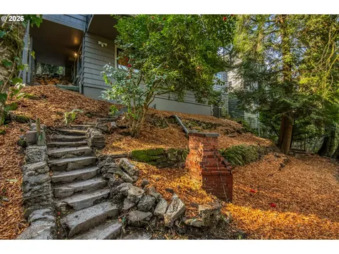 2666 SW Brae Mar Court Portland OR 97201