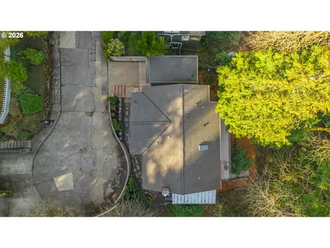 2666 SW Brae Mar Court Portland OR 97201