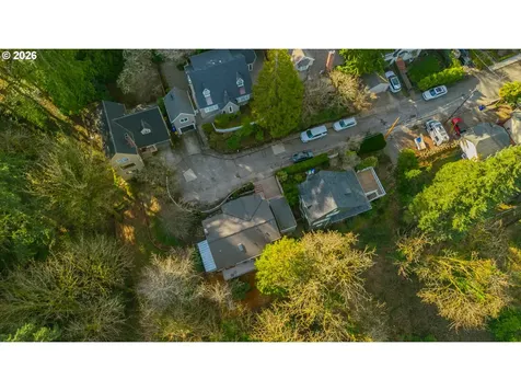 2666 SW Brae Mar Court Portland OR 97201