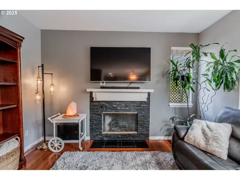 15236 NW Manresa Court Portland OR 97229