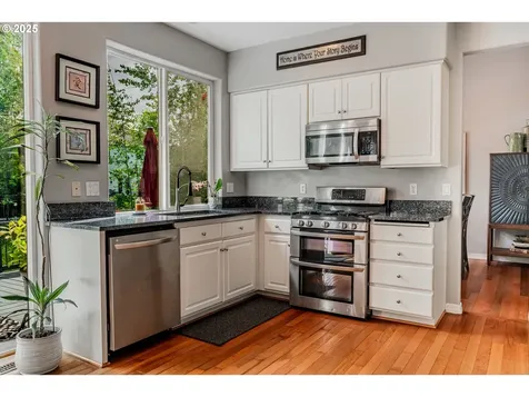 15236 NW Manresa Court Portland OR 97229