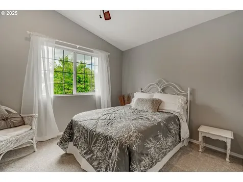 15236 NW Manresa Court Portland OR 97229