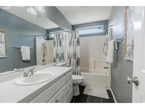 15236 NW Manresa Court Portland OR 97229