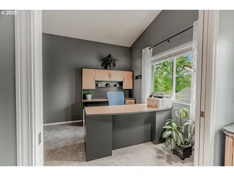 15236 NW Manresa Court Portland OR 97229