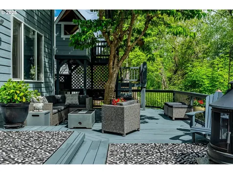 15236 NW Manresa Court Portland OR 97229
