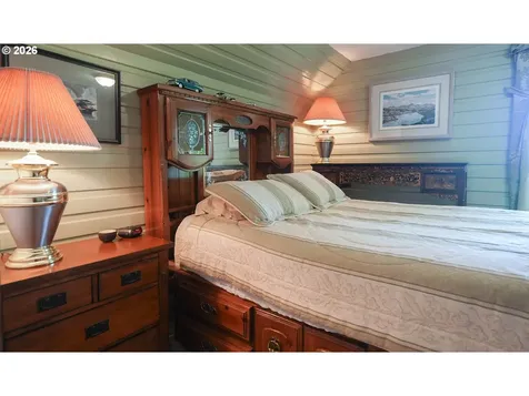 15682 Highway 395 Lakeview OR 97630