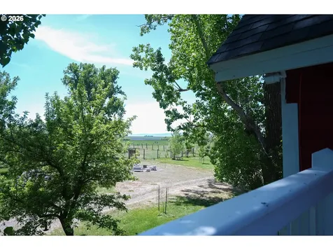 15682 Highway 395 Lakeview OR 97630