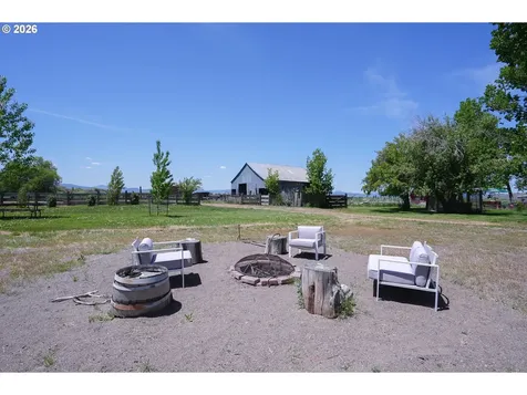 15682 Highway 395 Lakeview OR 97630