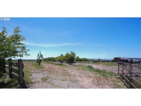 15682 Highway 395 Lakeview OR 97630