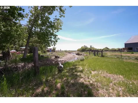 15682 Highway 395 Lakeview OR 97630