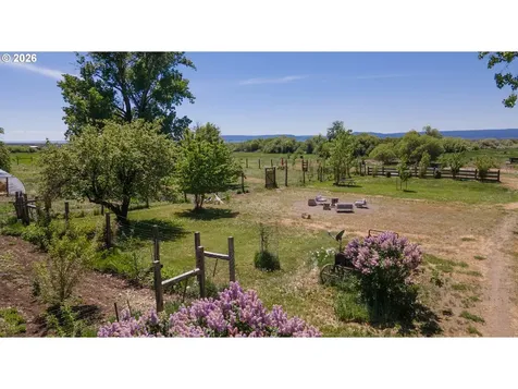 15682 Highway 395 Lakeview OR 97630