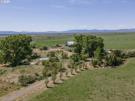 15682 Highway 395 Lakeview OR 97630