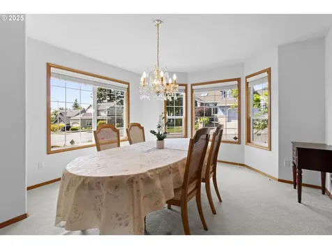 8346 SE 141st Avenue Portland OR 97236