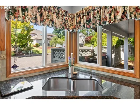 8346 SE 141st Avenue Portland OR 97236