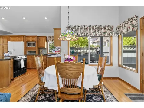 8346 SE 141st Avenue Portland OR 97236
