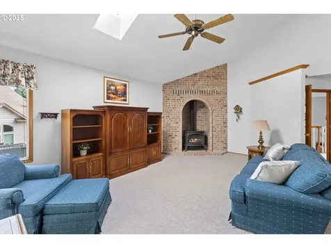 8346 SE 141st Avenue Portland OR 97236