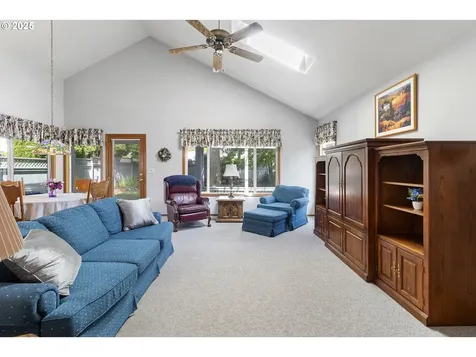 8346 SE 141st Avenue Portland OR 97236