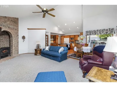 8346 SE 141st Avenue Portland OR 97236