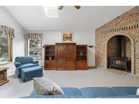 8346 SE 141st Avenue Portland OR 97236