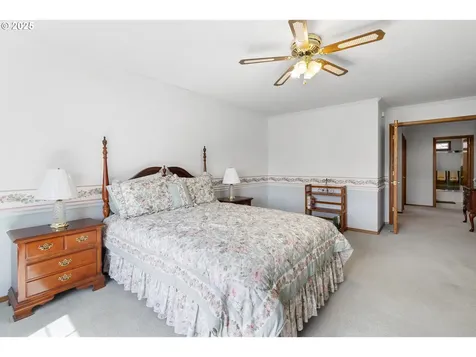 8346 SE 141st Avenue Portland OR 97236