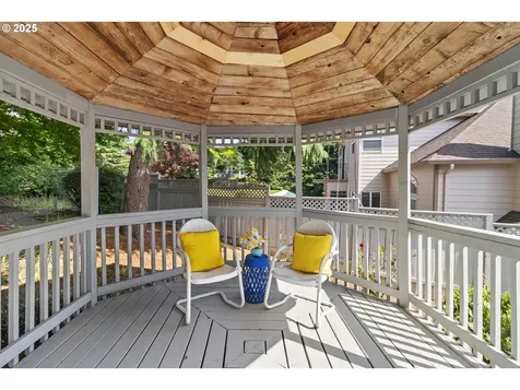 8346 SE 141st Avenue Portland OR 97236