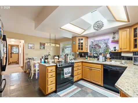 674 Youngs Lane Roseburg OR 97471