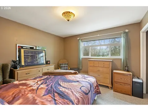 674 Youngs Lane Roseburg OR 97471