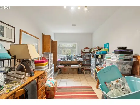 674 Youngs Lane Roseburg OR 97471