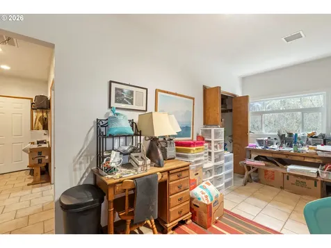 674 Youngs Lane Roseburg OR 97471