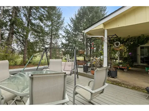 674 Youngs Lane Roseburg OR 97471