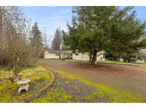 674 Youngs Lane Roseburg OR 97471