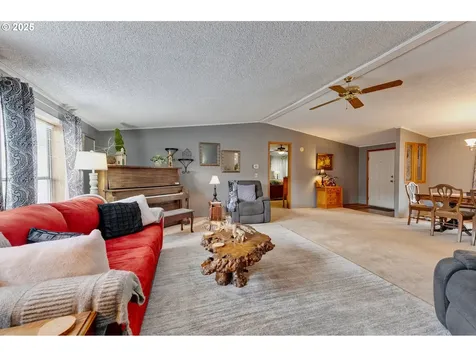 18485 SW Pacific Drive Tualatin OR 97062