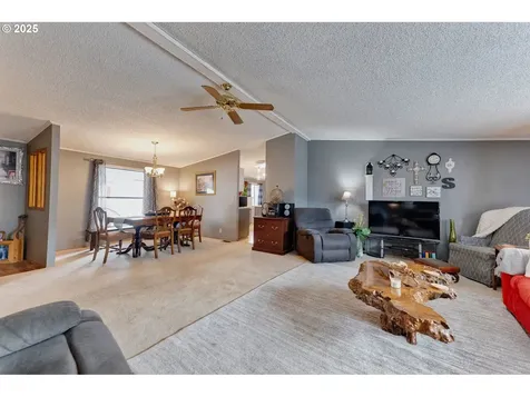 18485 SW Pacific Drive Tualatin OR 97062