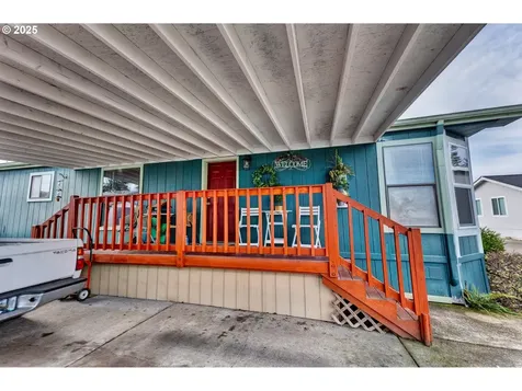 18485 SW Pacific Drive Tualatin OR 97062