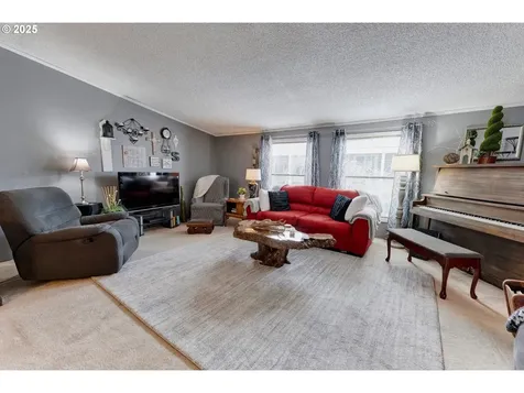 18485 SW Pacific Drive Tualatin OR 97062