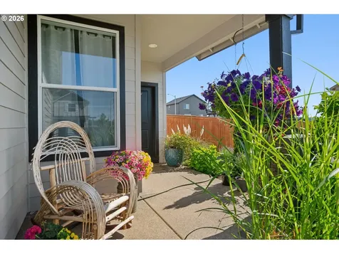 812 NE Trillium Drive Estacada OR 97023