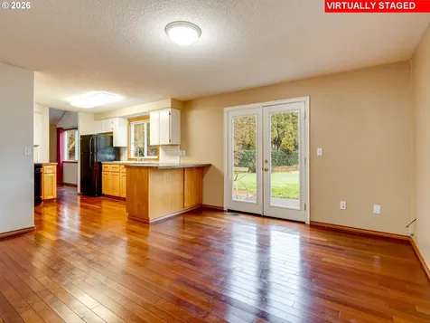 1250 S Cedar Loop Canby OR 97013