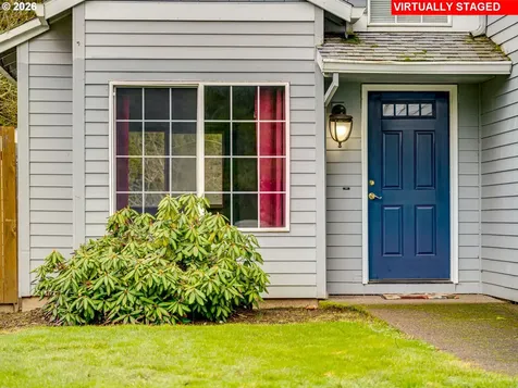 1250 S Cedar Loop Canby OR 97013