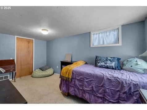 414 NW Riverside Boulevard Bend OR 97703