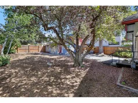 414 NW Riverside Boulevard Bend OR 97703