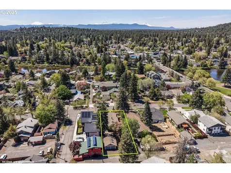 414 NW Riverside Boulevard Bend OR 97703