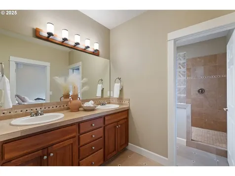 14728 NE 11th Street Vancouver WA 98684