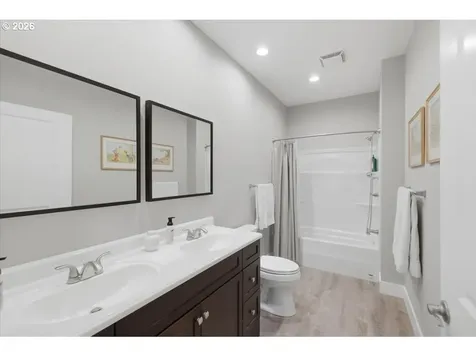 2020 SW Fairview Avenue Dallas OR 97338