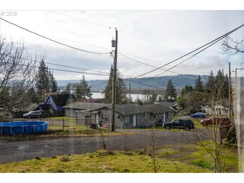 390 Juniper Street Kalama WA 98625