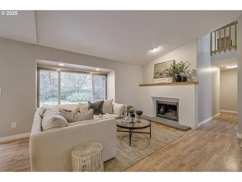 5646 NW Deschutes Drive Portland OR 97229